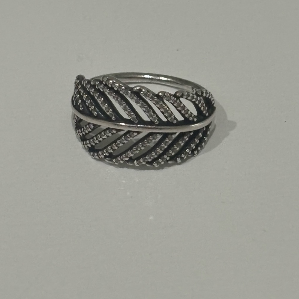 Retired Authentic Pandora Light As A Feather Ring Sz 56/7.5